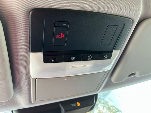 Used 2022 Mitsubishi Outlander ES image 29