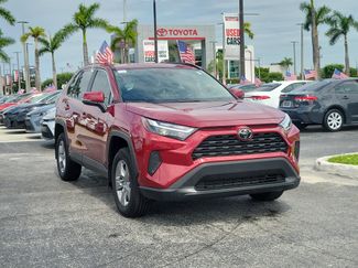Used 2025 Toyota RAV4 XLE w/ Convenience Package FWD video 2
