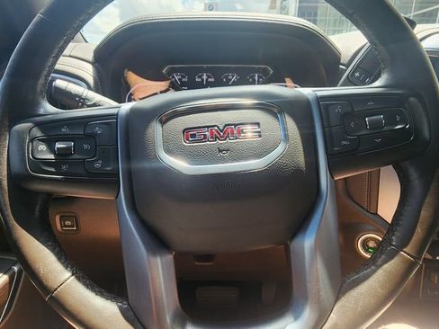 Used 2019 GMC Sierra 1500 SLT w/ SLT Premium Plus Package AWD/4WD image 27