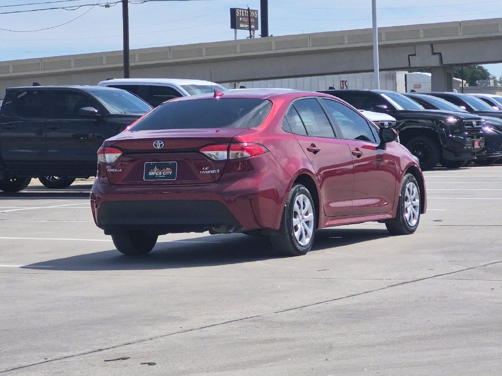 Used 2024 Toyota Corolla LE FWD image 6