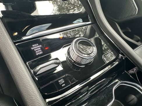 Used 2022 Jeep Grand Cherokee Limited 4xe image 26