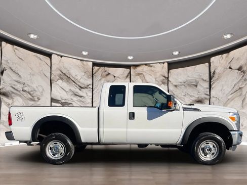 Used 2016 Ford F250 XL w/ Power Equipment Group image 10