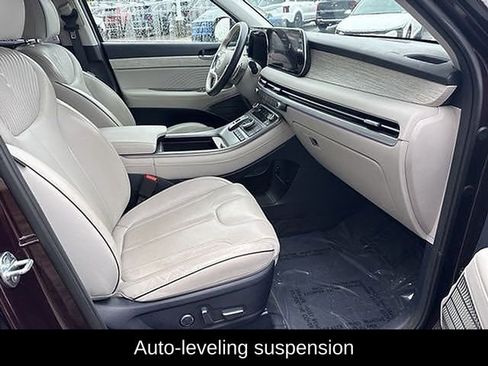 Used 2023 Hyundai Palisade Calligraphy image 18