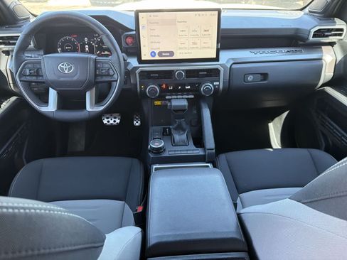 Used 2025 Toyota Tacoma TRD Sport w/ TRD Sport Upgrade Package AWD/4WD image 15