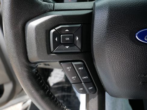 Used 2019 Ford F150 XLT w/ Equipment Group 302A Luxury AWD/4WD image 28