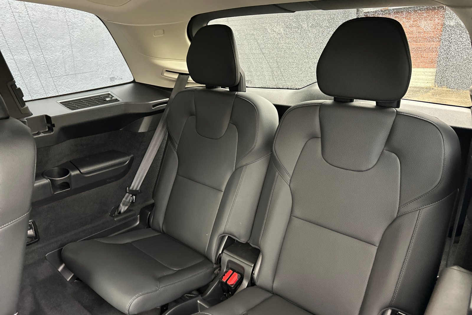 Certified 2025 Volvo XC90 T8 Plus w/ Protection Package Premier AWD/4WD image 18