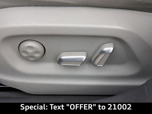 Used 2017 Audi Q3 2.0T Premium w/ Convenience Package image 21