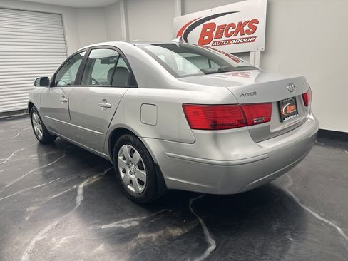 Used 2010 Hyundai Sonata GLS image 4