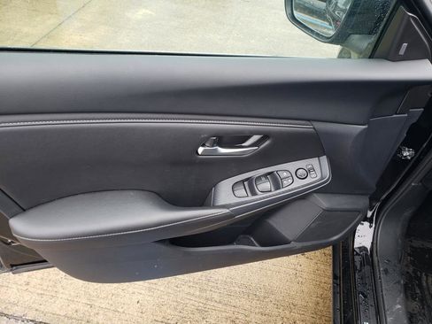 Certified 2025 Nissan Sentra SV w/ All-Weather Package image 13