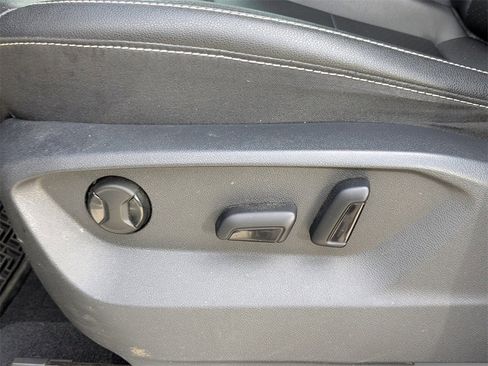 Used 2023 Volkswagen Atlas SE w/ Panoramic Sunroof Package image 20