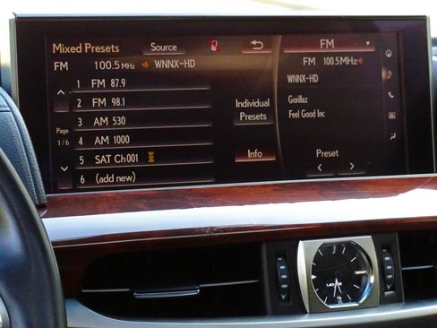 Used 2019 Lexus LX 570 4WD w/ Luxury Package image 37