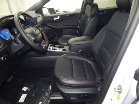 New 2025 Ford Escape ST-Line w/ Tech Pack #1 image 13