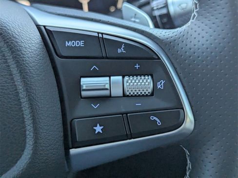 Used 2025 Genesis G70 2.5T w/ Sport Prestige Package image 24