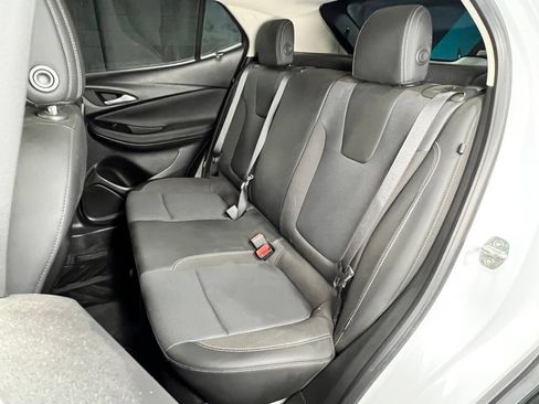 Used 2022 Buick Encore GX Preferred w/ Cold Weather Comfort Package AWD/4WD image 17