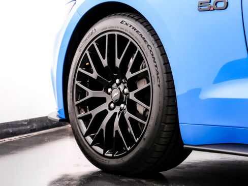 Used 2017 Ford Mustang GT image 49