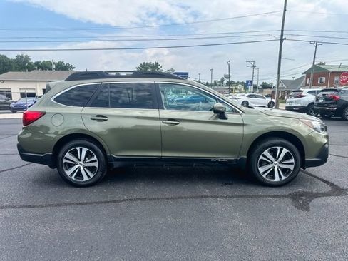 Used 2019 Subaru Outback 2.5i Limited w/ Popular Package #2 AWD/4WD image 9