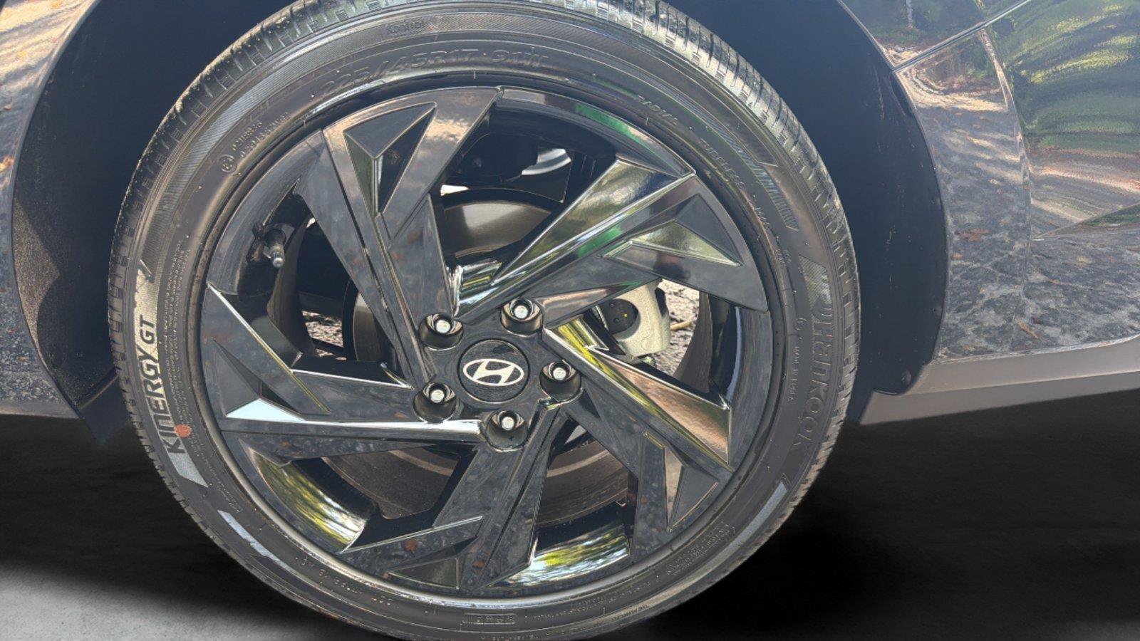 Used 2026 Hyundai Elantra SEL Sport FWD image 24