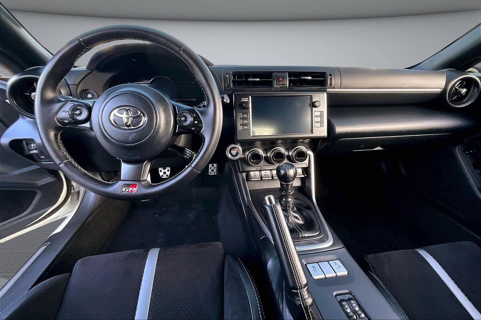 Used 2024 Toyota GR86 Premium w/ Performance Package RWD image 8