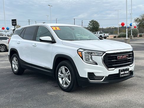 Used 2022 GMC Terrain SLE image 10