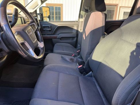 Used 2015 GMC Sierra 2500 SLE image 9