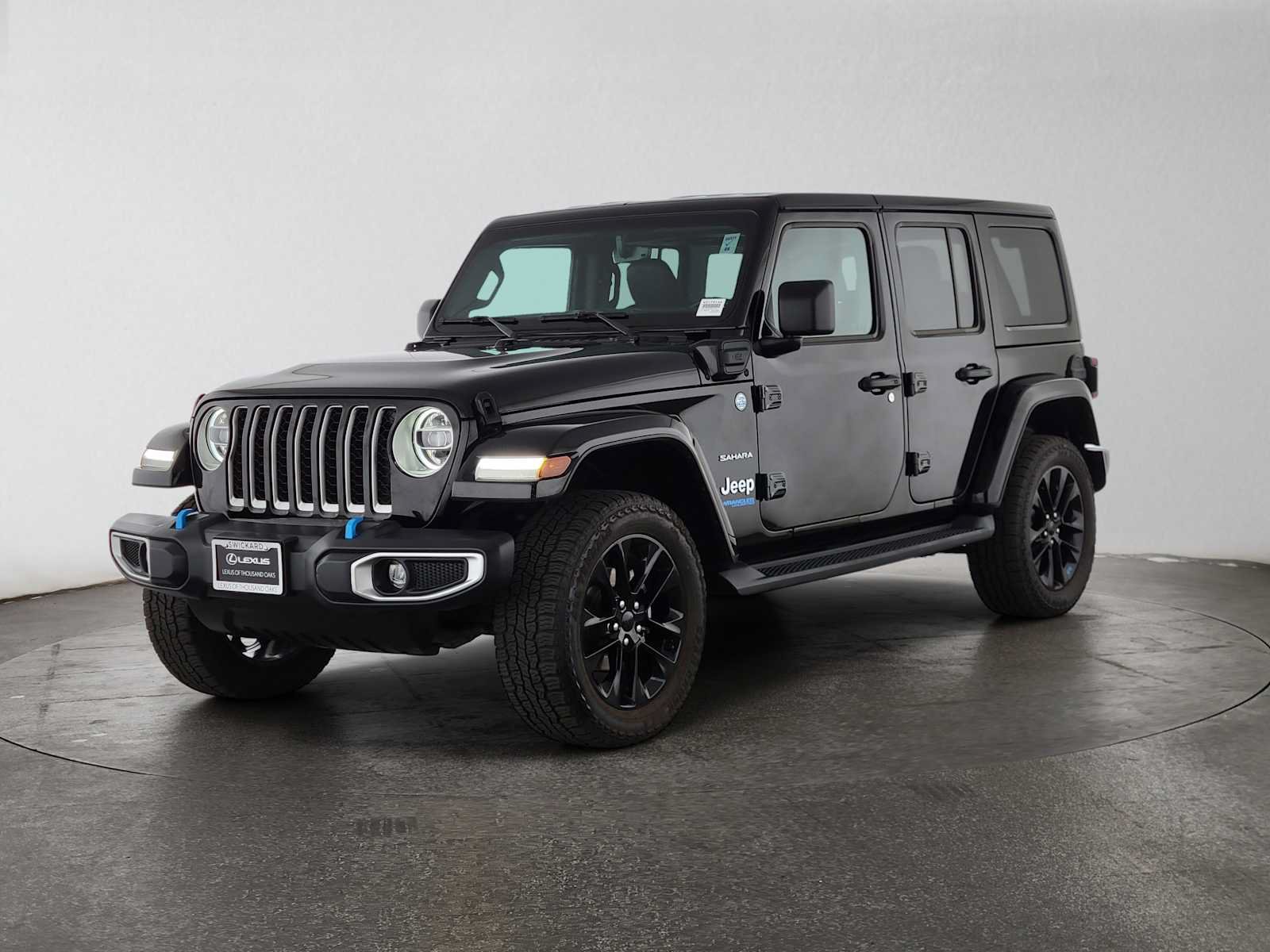 Used 2022 Jeep Wrangler Unlimited Sahara AWD/4WD image 7