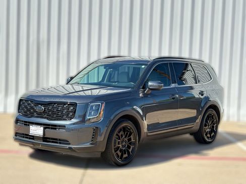 Used 2021 Kia Telluride EX w/ EX Premium Package image 3