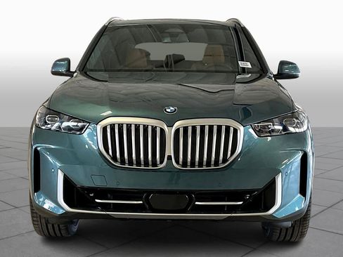 New 2026 BMW X5 sDrive40i w/ Premium Package image 3