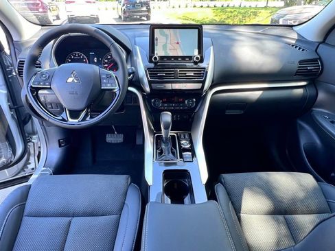 New 2024 Mitsubishi Eclipse Cross SE image 6