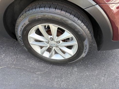 Used 2017 Kia Sorento FWD image 14