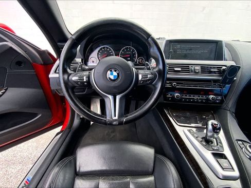 Used 2013 BMW M6 Convertible RWD image 13