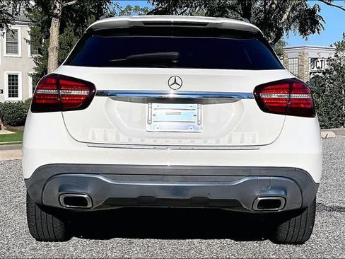 Used 2020 Mercedes-Benz GLA 250 4MATIC image 16