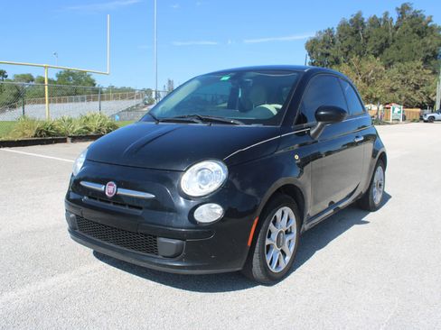 Used 2017 FIAT 500 Pop FWD image 1