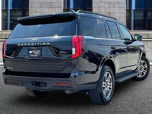 Certified 2025 Ford Expedition Active RWD image 11