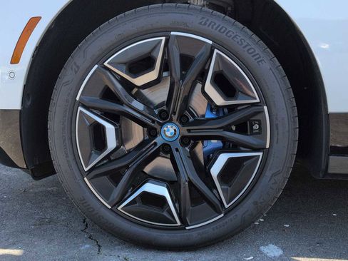 Used 2025 BMW iX M60 AWD/4WD image 14