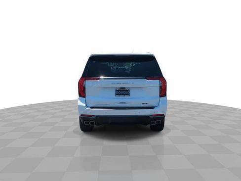Used 2025 GMC Yukon Denali Ultimate w/ LPO, Floor Liner Package AWD/4WD image 8