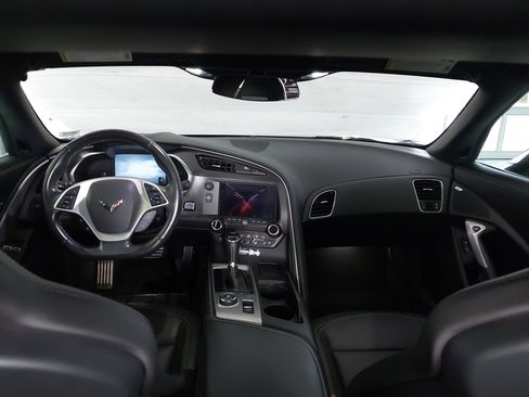 Used 2019 Chevrolet Corvette Grand Sport RWD image 26