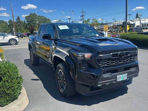 Certified 2026 Toyota Tacoma TRD Sport AWD/4WD image 6