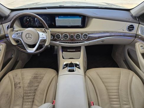 Used 2019 Mercedes-Benz S 560 4MATIC Sedan image 9