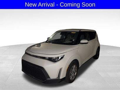 Used 2025 Kia Soul LX