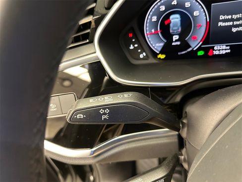 Used 2024 Audi Q3 2.0T Premium Plus image 22