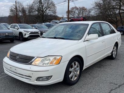 Used 2000 Toyota Avalon XLS