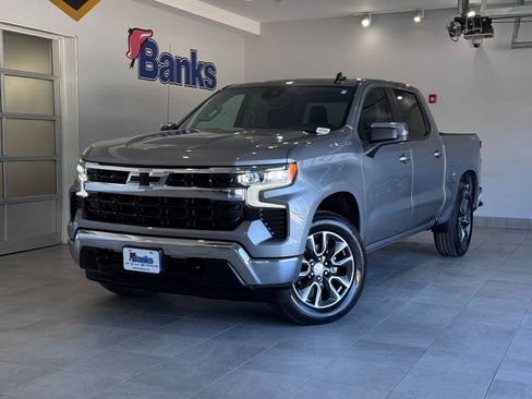 Certified 2023 Chevrolet Silverado 1500 LT AWD/4WD image 2