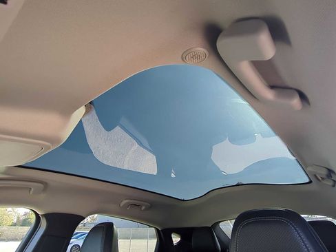 Used 2021 Ford Mustang Mach-E Premium image 23