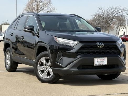 Used 2025 Toyota RAV4 XLE w/ Weather Package image 2