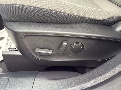 Certified 2022 Ford Escape SE w/ Convenience Package image 23