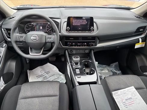 New 2026 Nissan Rogue SV image 12