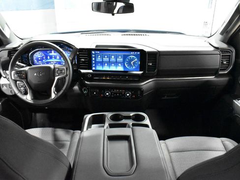Used 2024 Chevrolet Silverado 1500 RST image 6