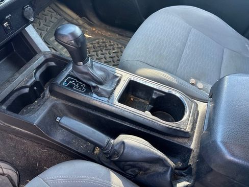 Used 2016 Toyota Tacoma SR RWD image 21