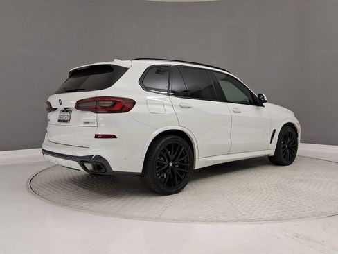 Certified 2023 BMW X5 xDrive40i w/ M Sport Package AWD/4WD image 7