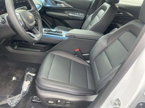 New 2026 Chevrolet Equinox EV LT AWD/4WD image 8